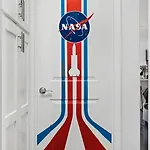Galaxy Quest By Oc Adventure Homes Holiday home Garden Grove