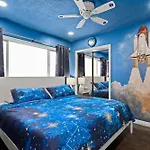 Holiday home Galaxy Quest By Oc Adventure Homes Garden Grove