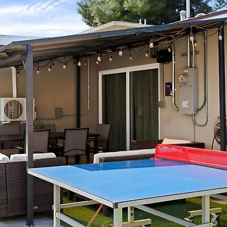 Galaxy Quest By Oc Adventure Homes Holiday home Garden Grove