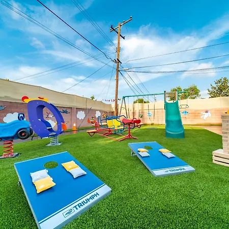 Galaxy Quest By Oc Adventure Homes Holiday home